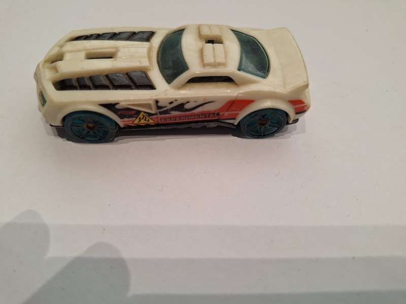 Hot Wheels Barbaric