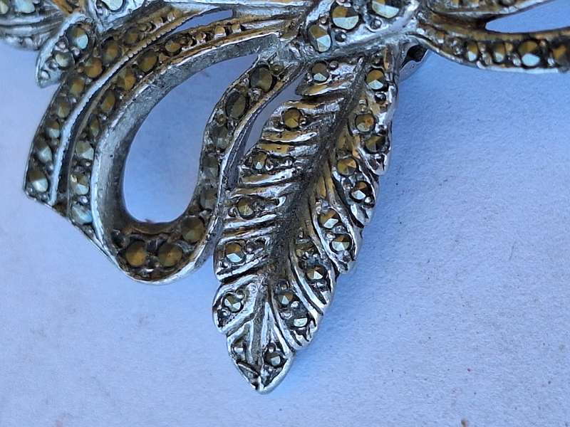 Large marcasite brooch