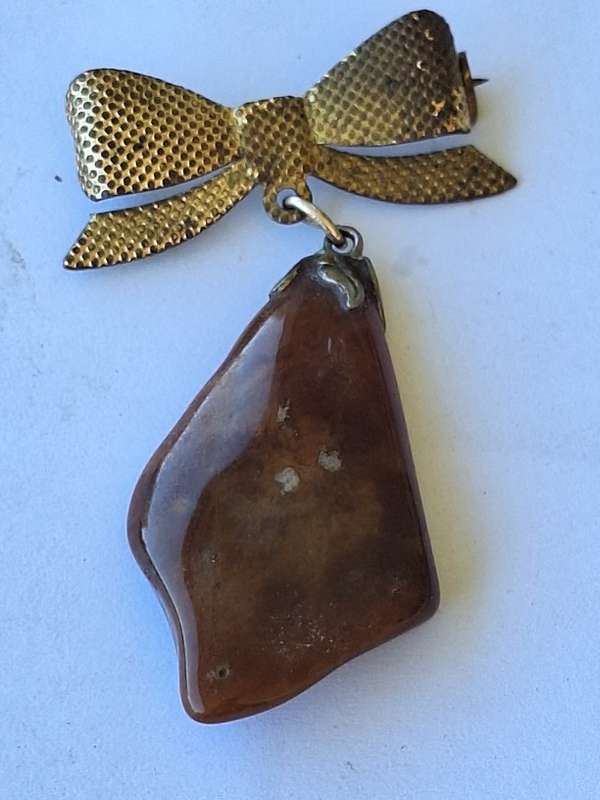 Semi precious stone brooch