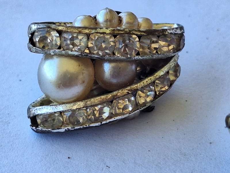 Clip on earrings