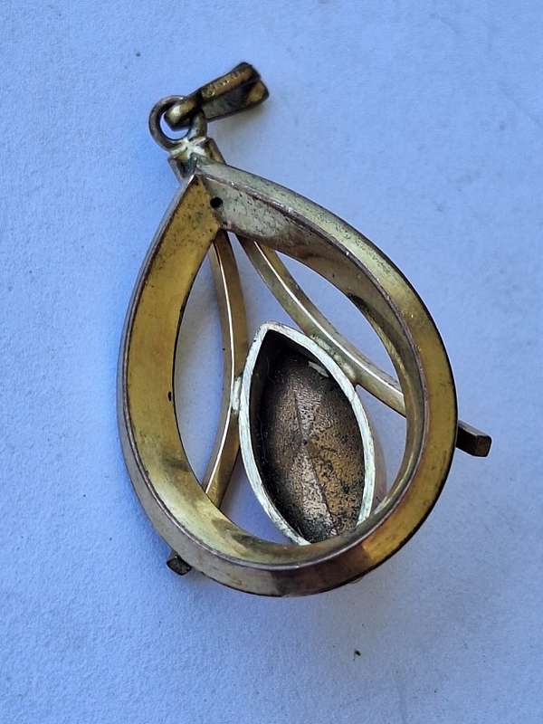 Pretty pendant