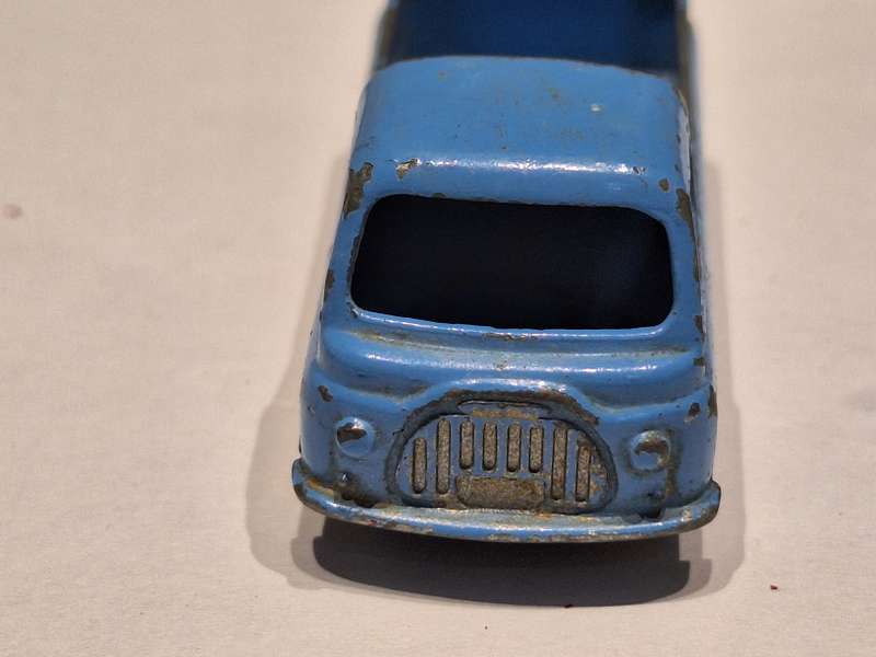 Morris J2 Pick-up by Lesney