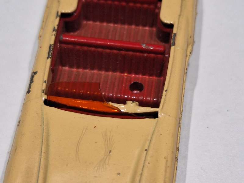 Packard convertable, damaged