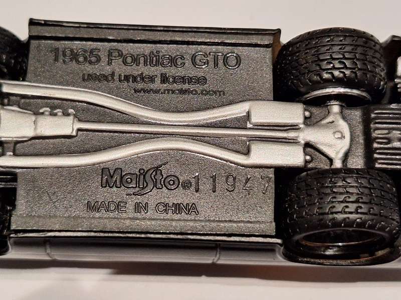 Maisto 1965 Pontiac GTO