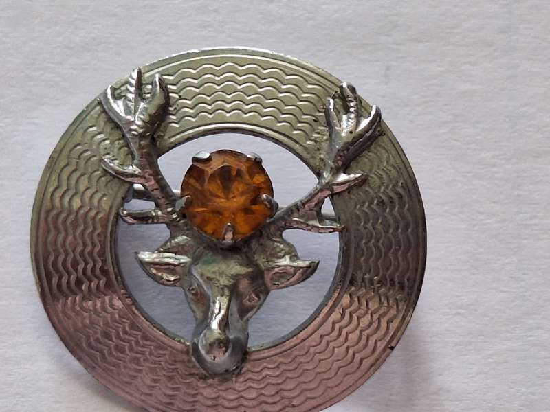 Vintage Mizpah Honey Rhinestone Scottish Stag Head brooch