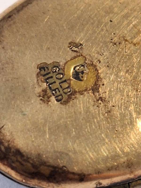 Gold Filled locket pendant 7.6gr