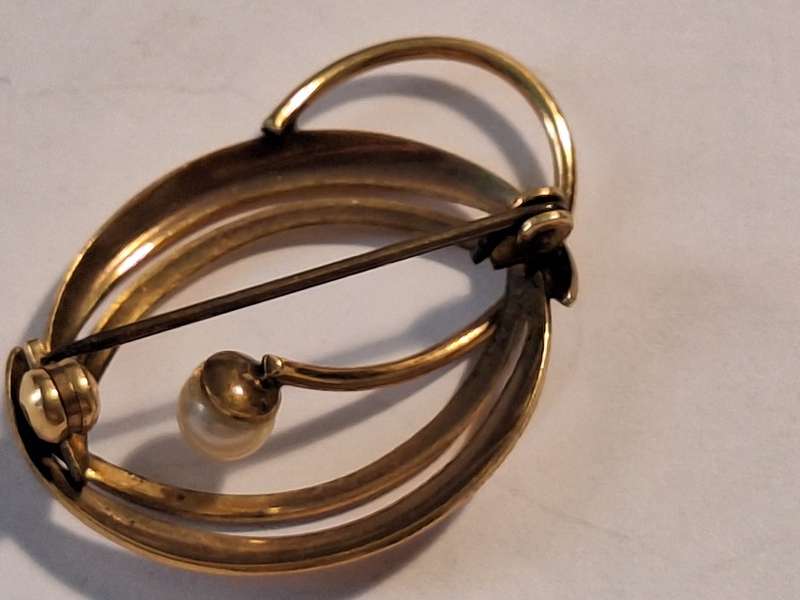 Pretty brooch
