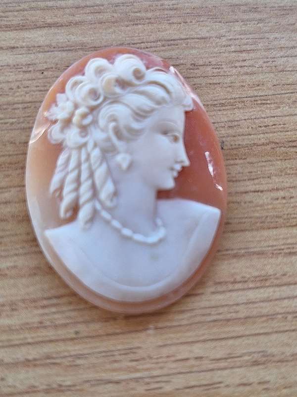 Vintage Cameo unmounted