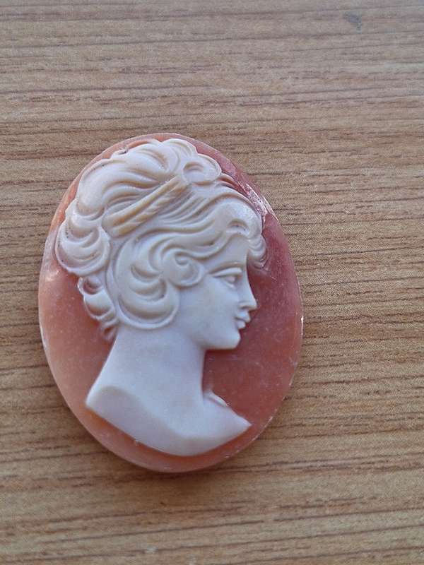 Vintage Cameo unmounted