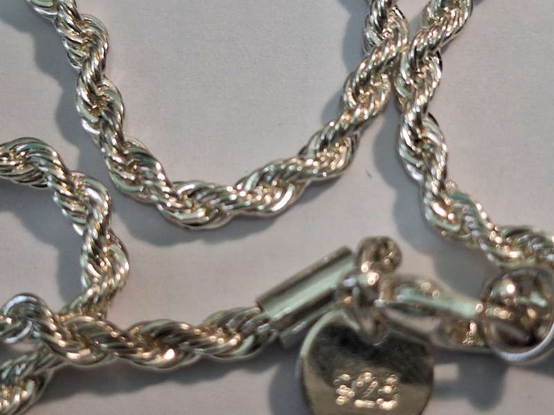 925 Silver, Twisted rope chain 39cm long when opened