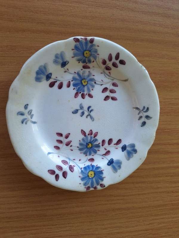 Small wall plate