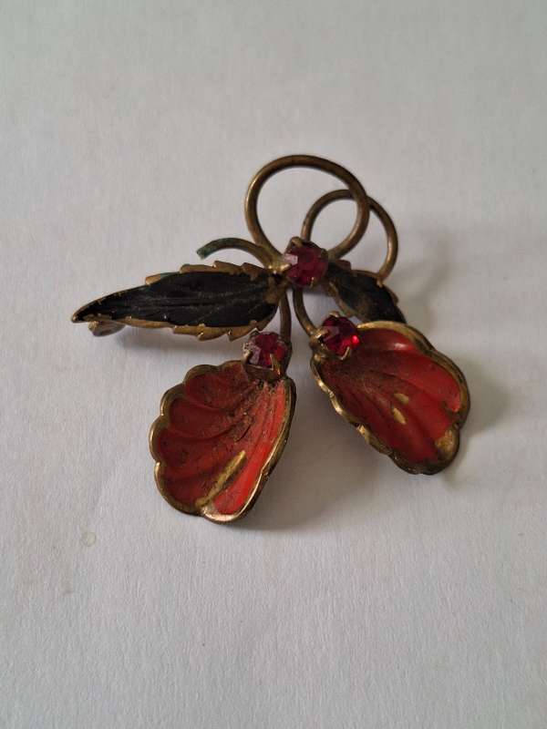 Vintage brass painted brooch