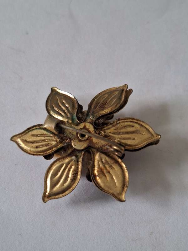Vintage black enamelled flower and faux pearls brooch