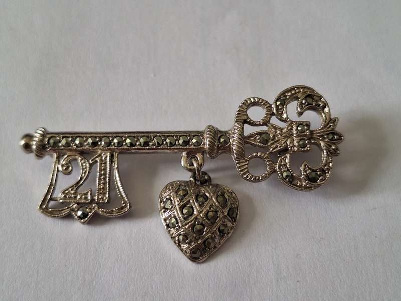 Stunning 21st brooch