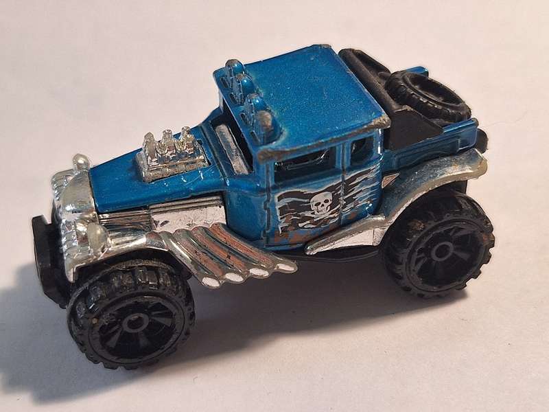 Hot Wheels Baja Bone Shaker