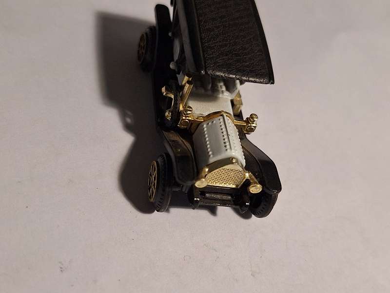 Model of vintage car made in Hong Kong