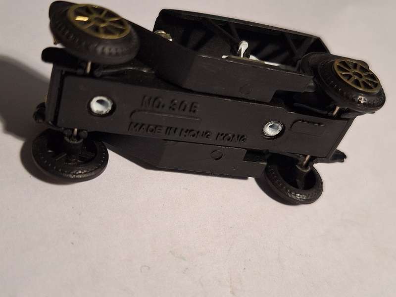 Model of vintage car made in Hong Kong