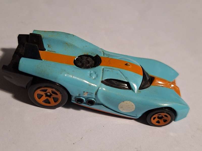 Hot Wheels Prototype H-24 scale 1/64