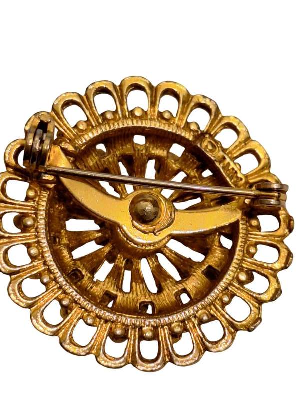 Stunning vintage brooch