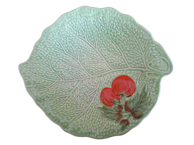 Crown Devon Cabbage leaf dish with tomatoe design
