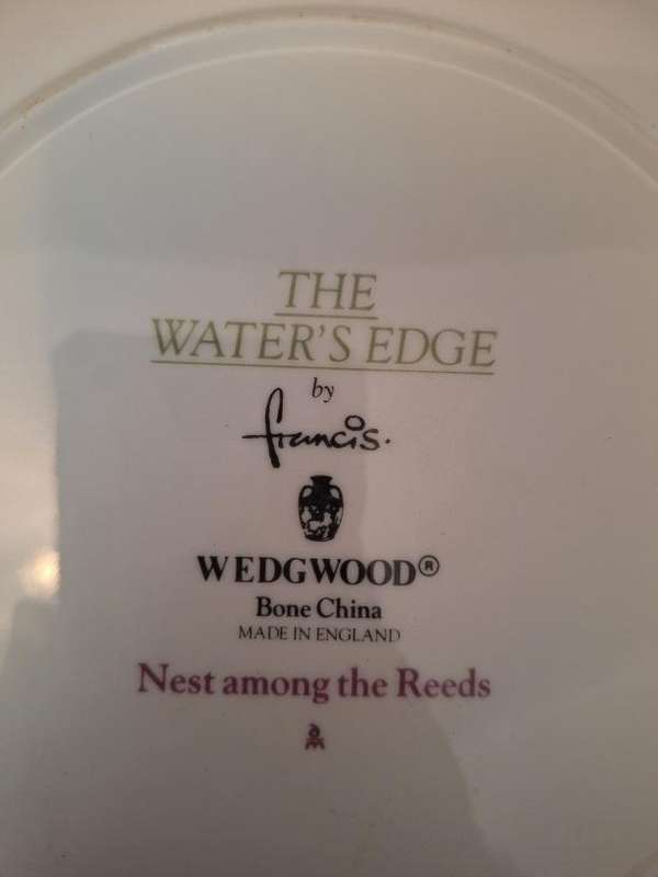 Wedgwood collectors plate Waters edge, nest amongst the reeds 20.5cm diameter