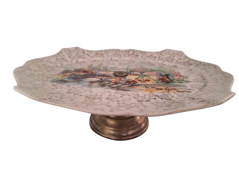 Lancaster Sandland cake stand