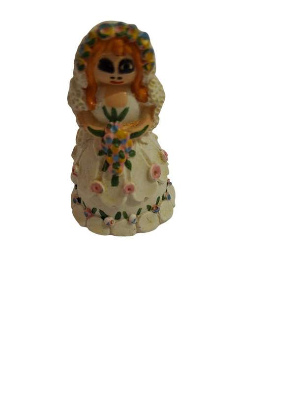 Vinyage miniature wedding cake topper