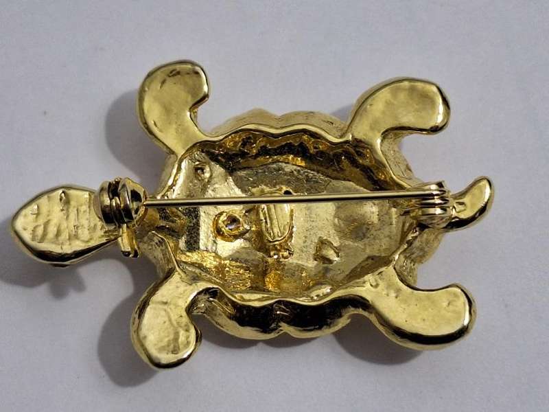 Beautiful Tortoise brooch
