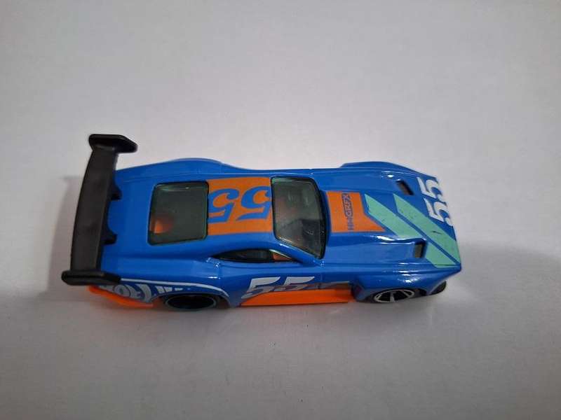 Hot Wheels Count Muscula