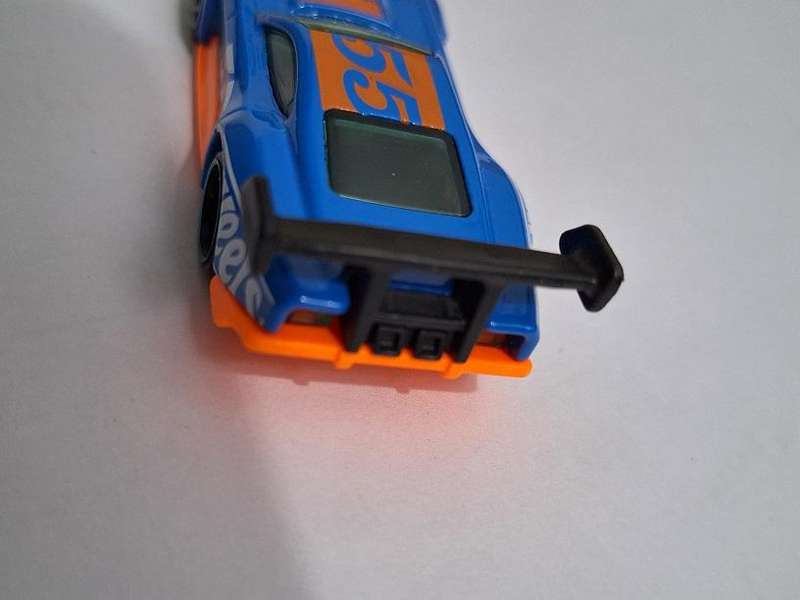 Hot Wheels Count Muscula