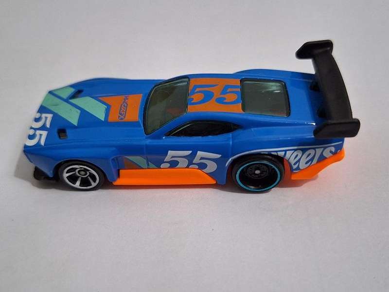 Hot Wheels Count Muscula