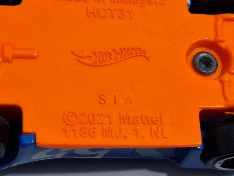 Hot Wheels Count Muscula