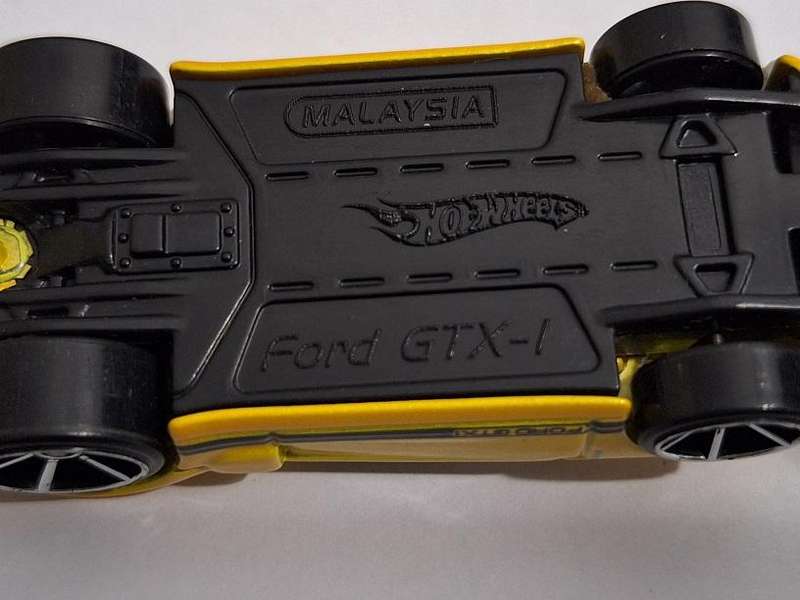 Hot Wheels Ford GTX 1
