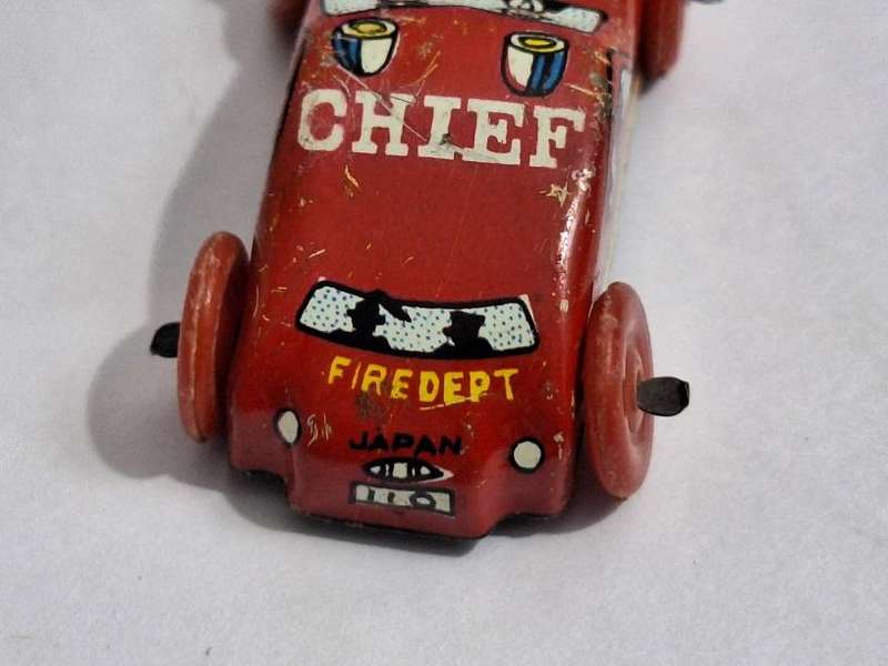 Vintage Miniature Tin Fire department chiefs car circa 1940 - 1950