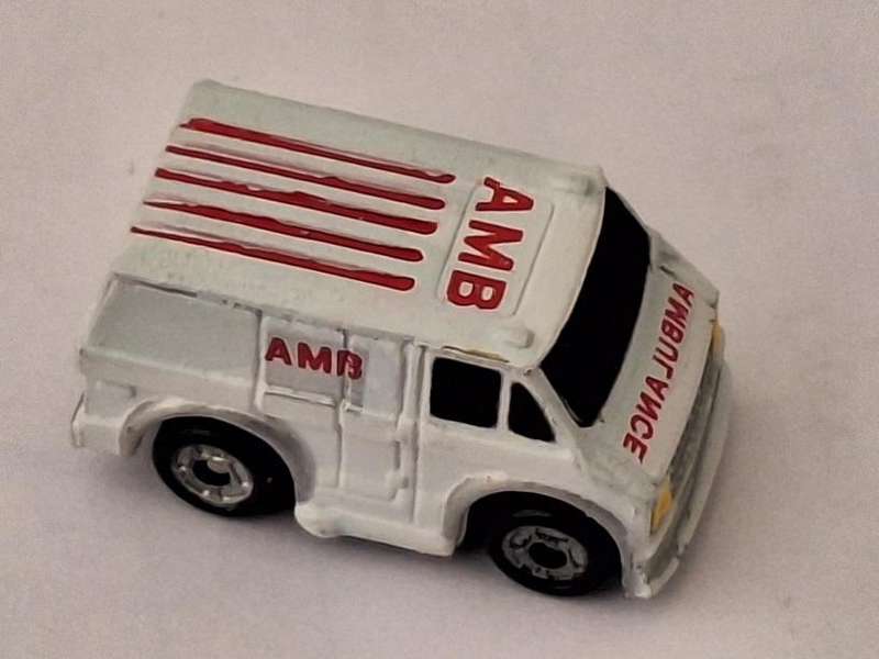 Micro Machine Funrise Ambulance
