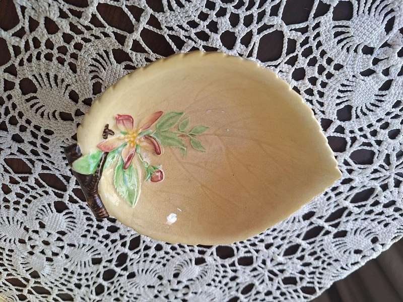 Vintage Carlton Ware small footed bowl