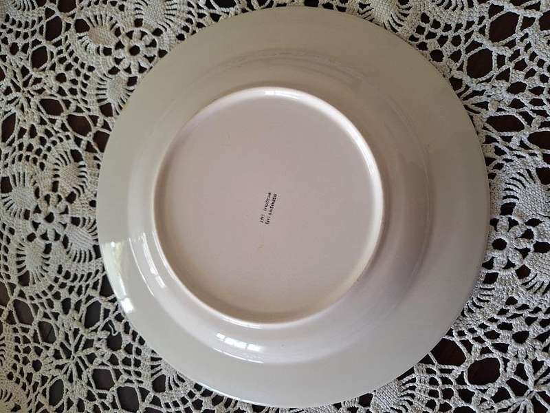 Lovely decorative plate