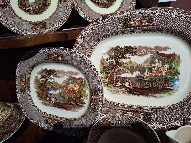 Rare Royal Staffordshire, Jenny Lind 1795, dinner service and tea service