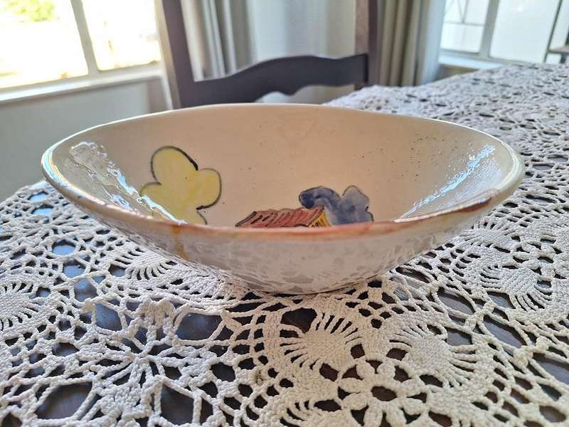 Unique pottery/ceramic bowl