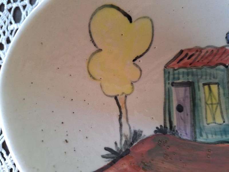 Unique pottery/ceramic bowl