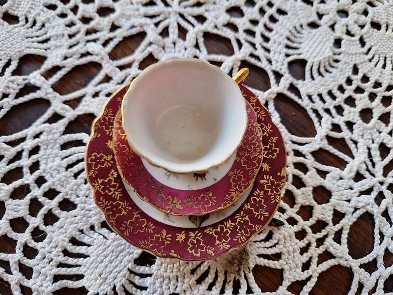 Miniature Lamode trio, for decoration