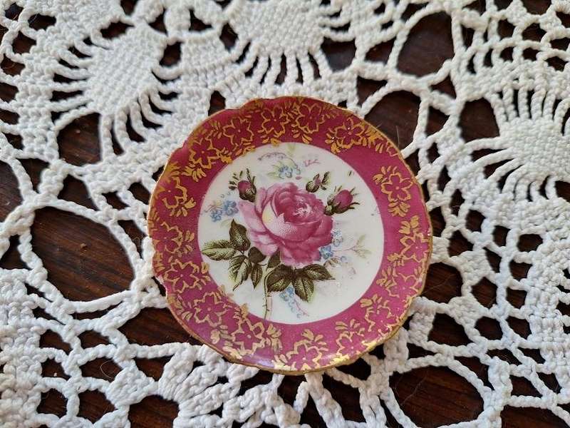 Miniature Lamode trio, for decoration