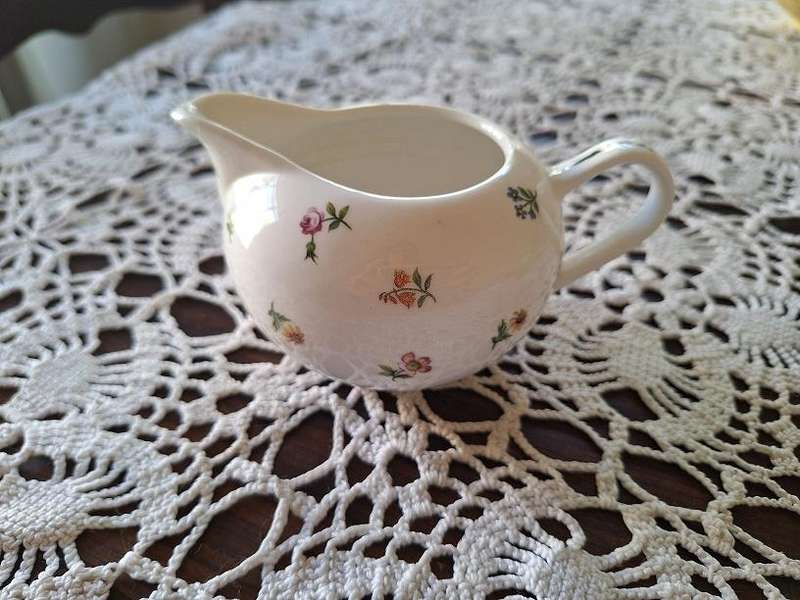 Maxwell and Williams milk jug