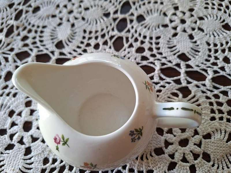 Maxwell and Williams milk jug