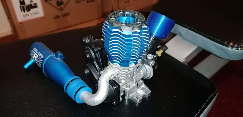 TRX 3.3 nitro engine