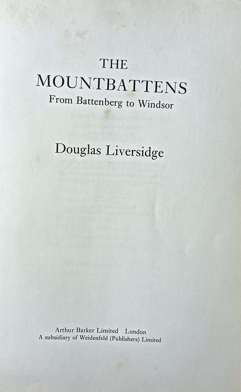 The Mountbattens - Douglas Liversidge - Hardcover - 163 pages