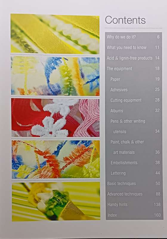 Cleanline Scrapbooking - Tracy Boomer & Deborah Morbin - Softcover - 160 pages