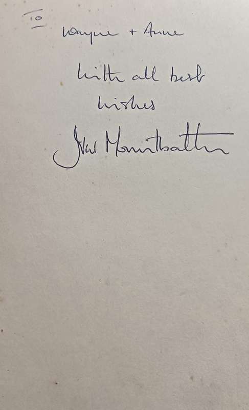 The Dairies of Lord Louis Mountbatten - Philip Ziegler - Hardcover - 315 pages