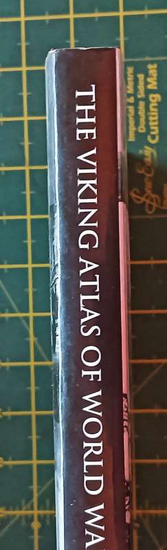 The Viking Atlas of World War 11 - John Pimlott & Alan Bullock - Hardcover - 224 pages