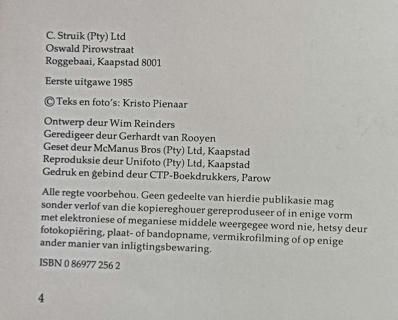 Plant Inheems - Suid-Afrikaanse plante vir die Huistuinier - Krist Pienaar- Hardcover - 128 pages